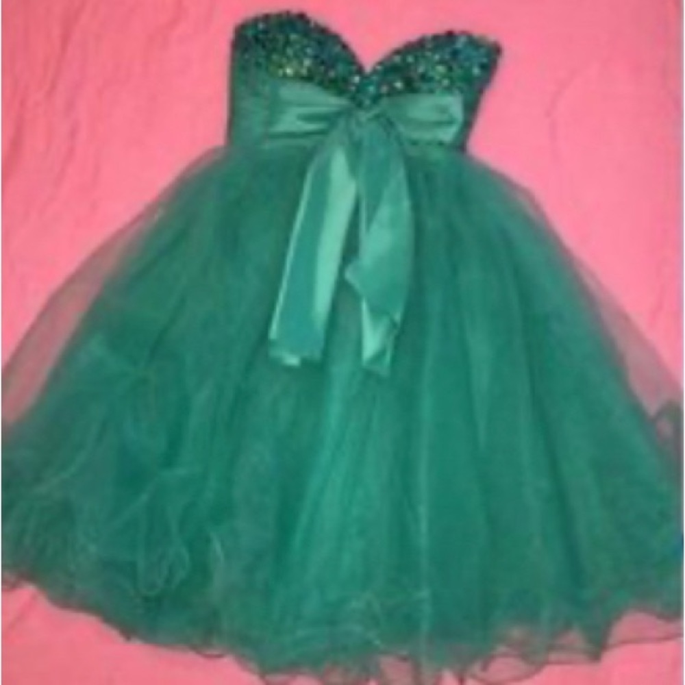 Girl’s cocktail dress
